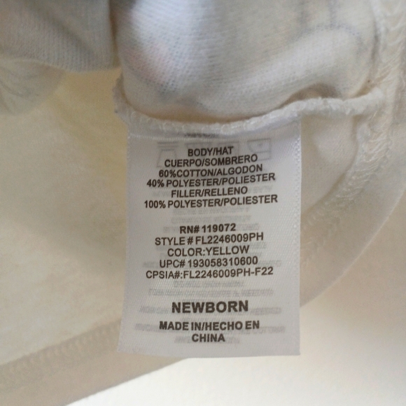 Disney Baby 2 Piece Set Winnie the Pooh Beanie & Noe Wrap Long Sleeve - Picture 10 of 11